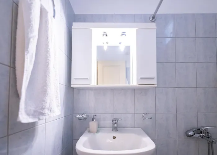 Vila Liogerma Art Deco - 5 Min Drive To Lassi *